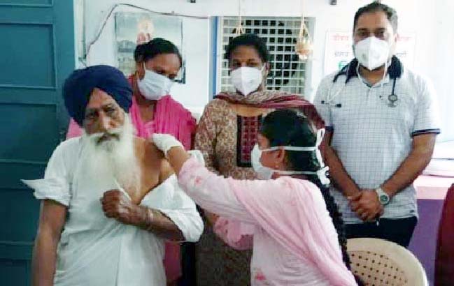 Patiala district short on doses, no vaccination today