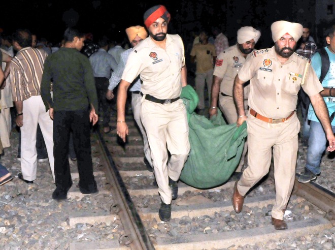 Speed up process to employ kin of farm stir, Amritsar train tragedy victims: Punjab govt