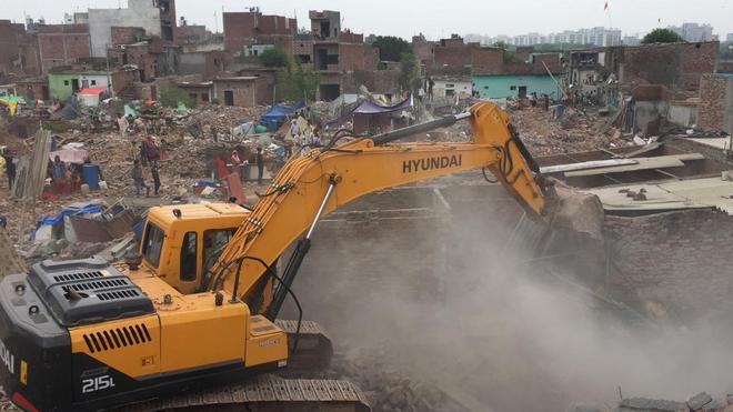 Faridabad: 700 more Khori structures razed