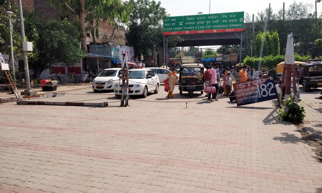 Barricade at Ludhiana railway station entrance irks passengers