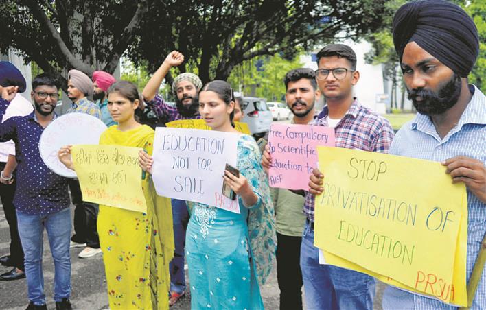 Punjabi University students raise voice against 10% semester fee hike