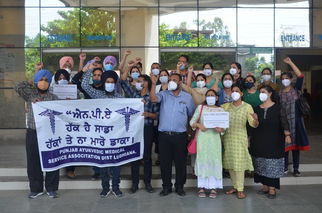 Patients suffer as docs’ protest enters Day 2