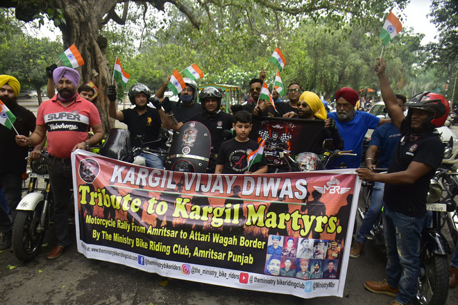 Amritsar: A bike rally dedicated to Kargil martyrs