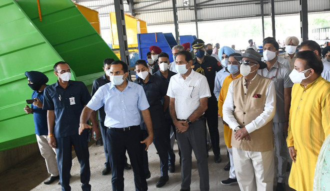 Guv opens city’s second garbage transfer station