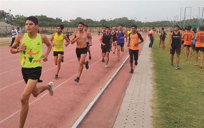 S'pore Beaches & Nature Park Facilities Reopen, Can Jio Fitspo Friends In  Groups Of 5 On 19 Jun