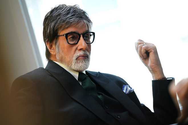 Amitabh Bachchan clocks 42 years of 'Kaala Patthar', recalls his first job before acting