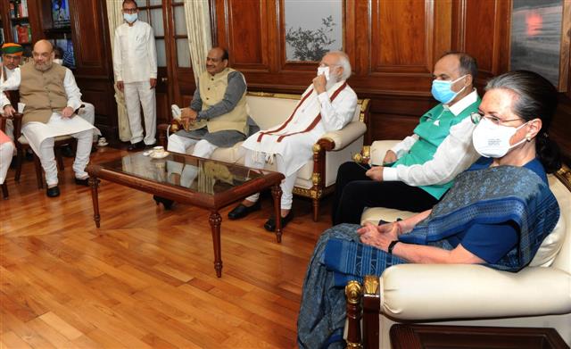 PM Modi, Sonia Gandhi share smiles at Speaker’s meet