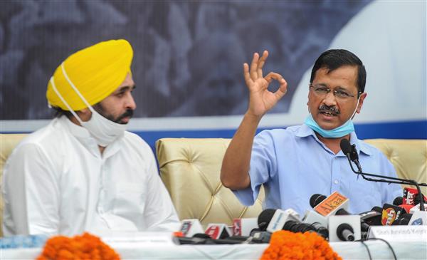 Kejriwal meets AAP Punjab MLAs, discusses strategy for upcoming assembly  polls, farmers' issues