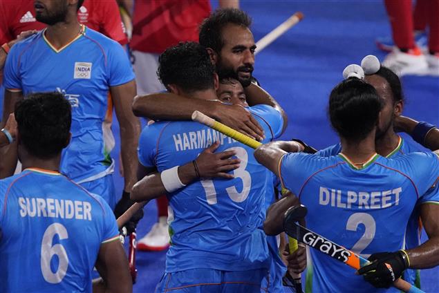 India’s entry into Olympic semifinals after 49 years makes fans fall in love with hockey again