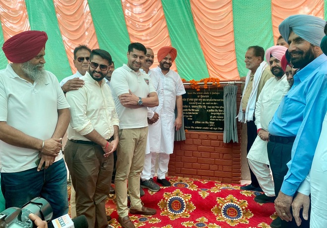 Mayor inaugurates beautification, development works at Gian Singh Rarewala Market in Ludhiana