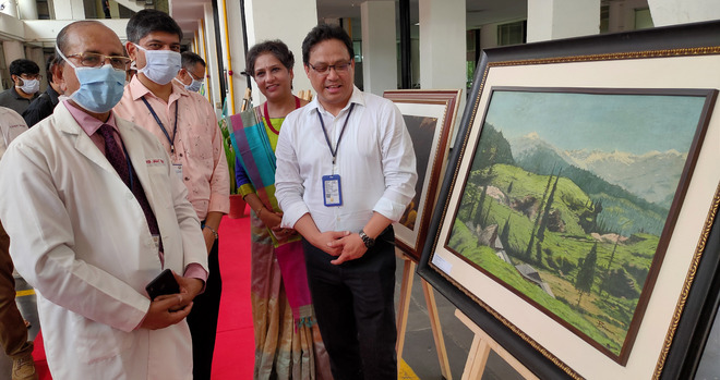 PGI faculty members display paintings