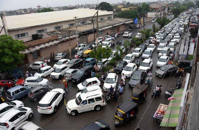 Rain, Rakhi rush spell chaos on roads in Ludhiana