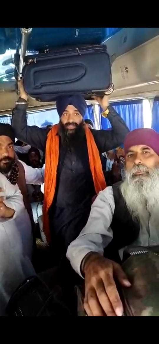 140 Sikh, Hindu pilgrims turned away by Taliban