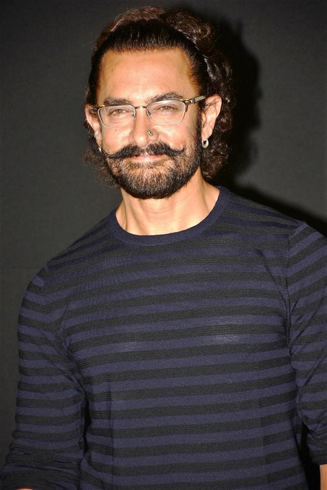 Aamir Khan takes part in 'Green India Challenge'