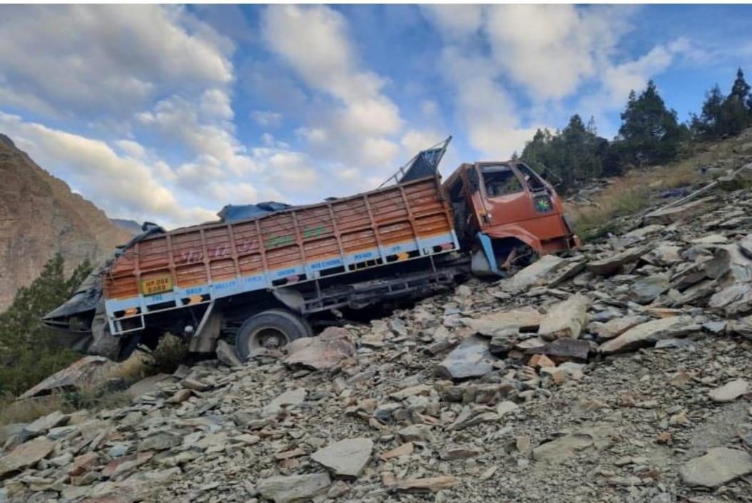 2 dead in road accident at Darcha on Manali-Leh highway