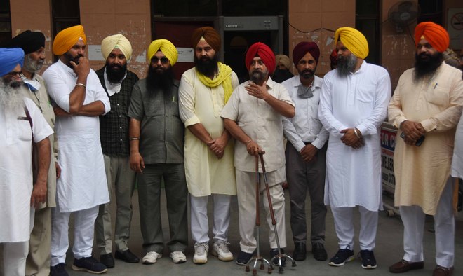 AAP raises question over recruitment of retired patwaris in Punjab