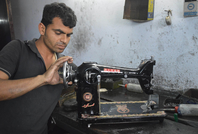 Afghan crisis hits Ludhiana sewing machine industry