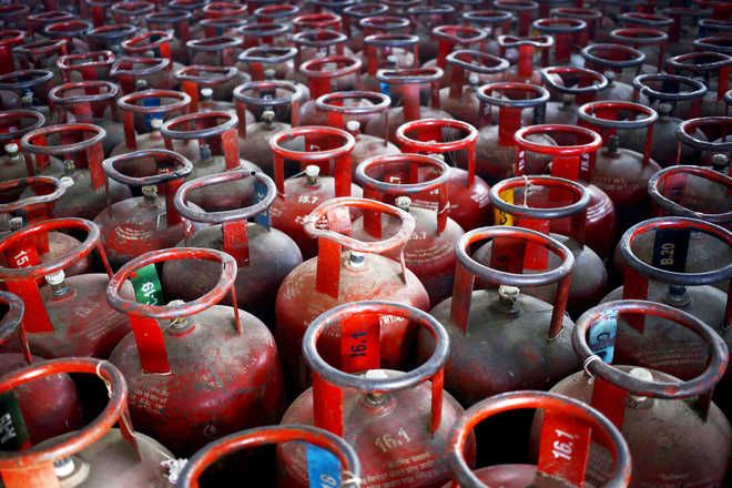 Ex-councillor protests LPG price hike