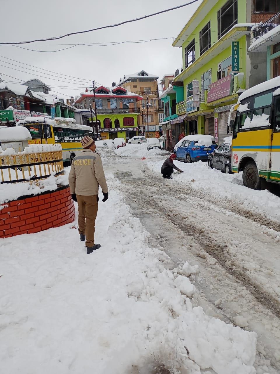 Higher reaches of Himachal's Sirmaur inaccessible after heavy snowfall