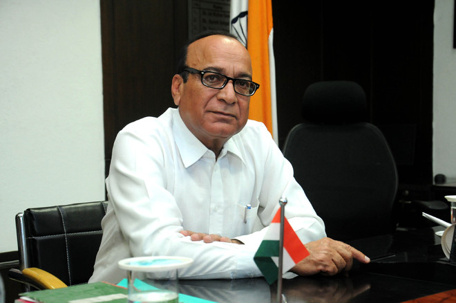 Jalandhar Mayor Jagdish Raja, nine councillors oppose ticket to Rajinder Beri