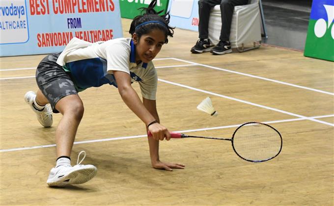 Bhavya-Pragya seal berth in badminton pre-quarterfinals