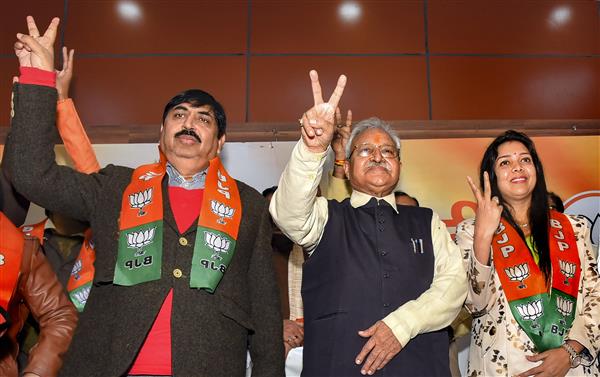 Mulayam Yadav's brother-in-law Pramod Gupta 3rd from family to switch to BJP