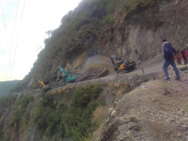 Three crushed under boulder triggered by landslide in Paonta Sahib