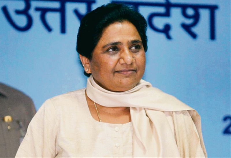 Mayawati takes a jibe at Priyanka Gandhi; hits out at Congress