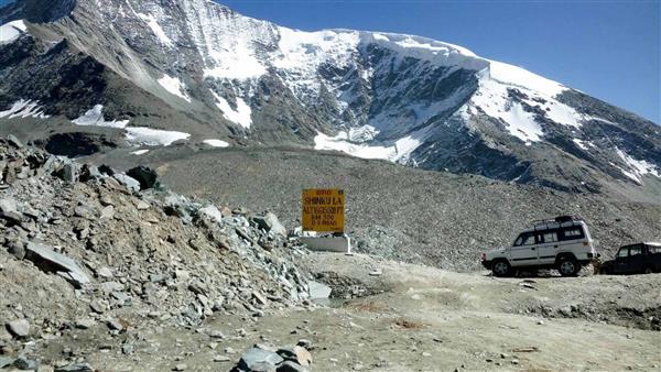 For road to Leh,  BRO to build tunnel under Shinkula Pass