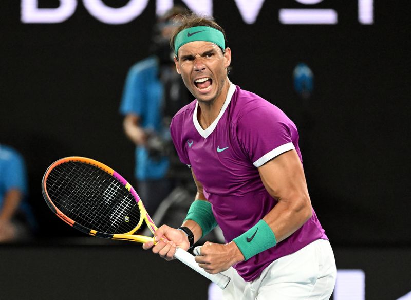 Rafael Nadal eyes 21st Major in Australian open final vs Medvedev