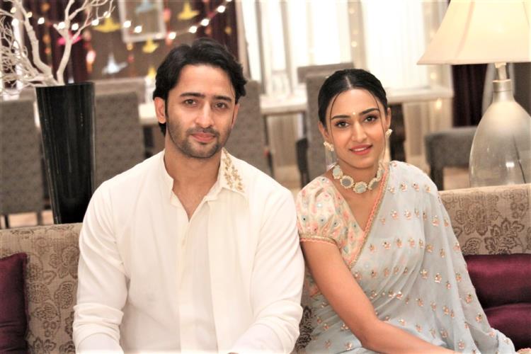 TV actor Shaheer Sheikh's father contracts 'severe Covid infection', on ventilator; asks fans to pray for his recovery