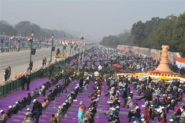 73rd Republic Day: Scrolls depicting valour of unsung heroes of freedom struggle displayed along Rajpath
