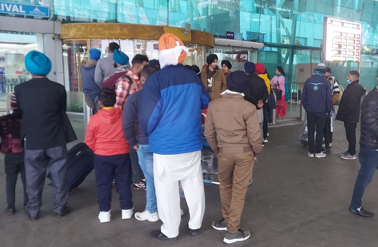 172 more flyers from Italy test positive on arrival at Shri Guru Ram Das Jee Airport