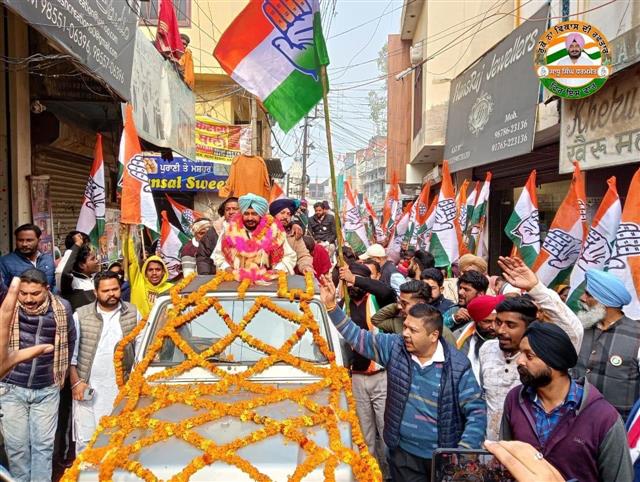 Congress candidate Sadhu Singh Dharmsot gets show-cause notice for holding roadshow