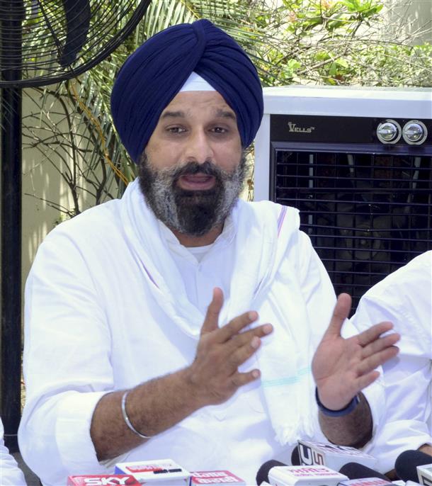 Bikram Majithia appeals to EC to hold Punjab govt accountable for violating HC directives, conducting raids on his residence