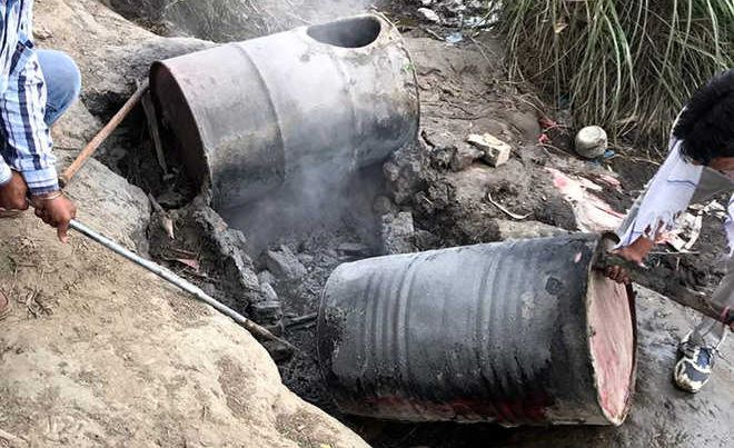 Ludhiana: 7,000-litres lahan seized near Sutlej