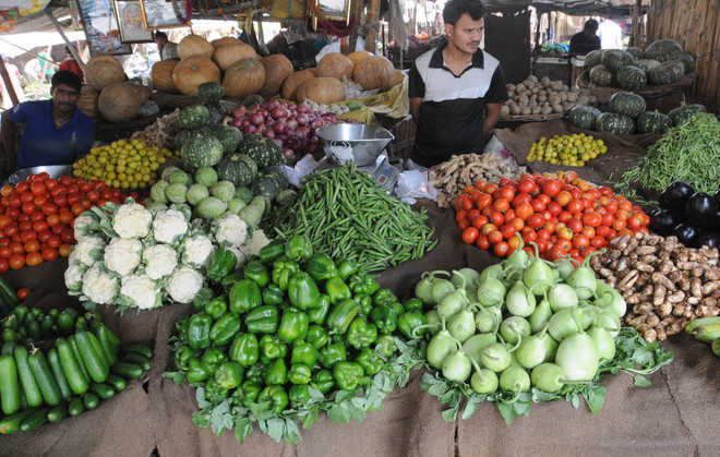 WPI inflation eases to 13.56 per cent in December; food items, veggies see price rise