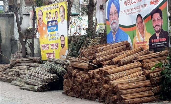 Unusual calm: Hustle-bustle missing as candidates yet to intensify campaigning in Amritsar