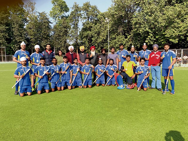 Sri Guru Gobind Singh College, Chandigarh, lads win hockey championship