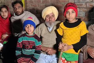 Post Kartarpur reunion, 76-yr-old wants visa to stay with brother