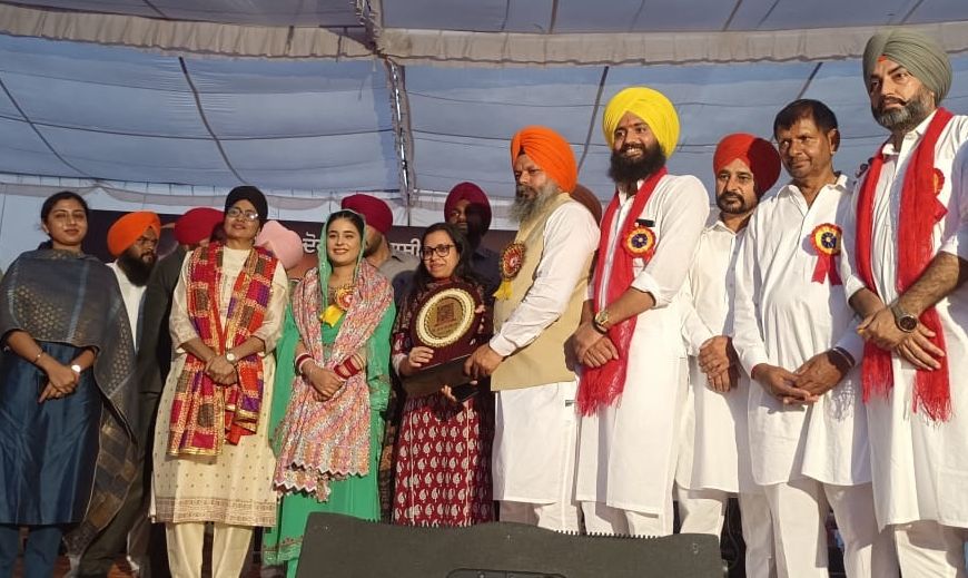 CM Bhagwant Mann’s wife Dr Gurpreet Kaur celebrates Dasehra with Doraha residents