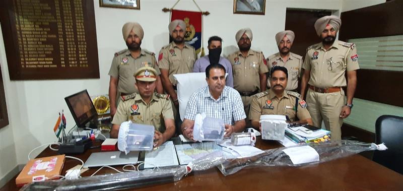 Phagwara: Gangster held, weapons seized