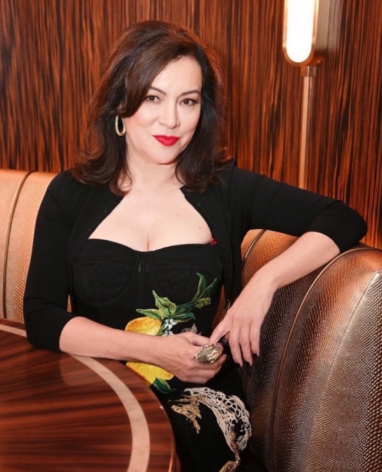 Jennifer Tilly loves shooting sex scenes, Its an opportunity to get naked with someone other than picture photo