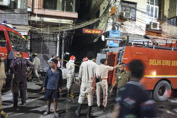 One dead in east Delhi market blaze