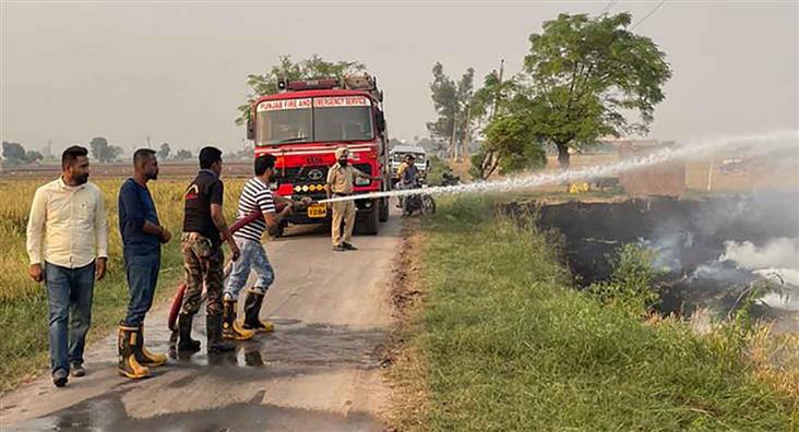 12,112 farm fires in Punjab; 8,416 in week