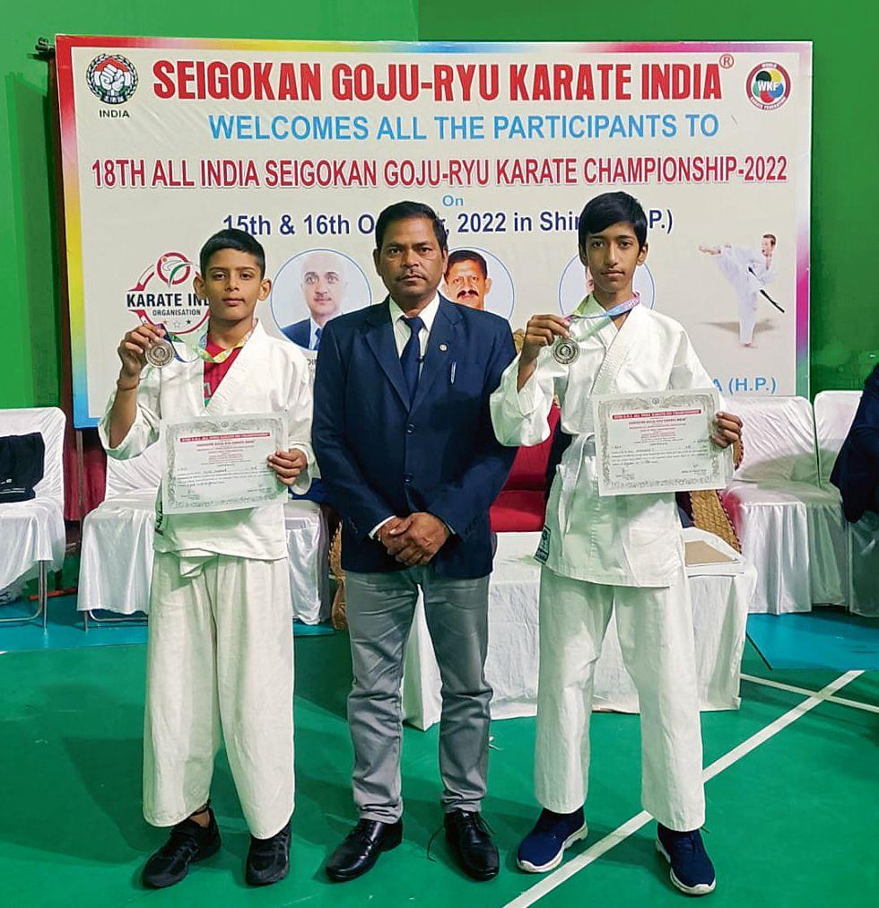 Manmeet, Ojas bag silver medals in inter-state karate competition : The