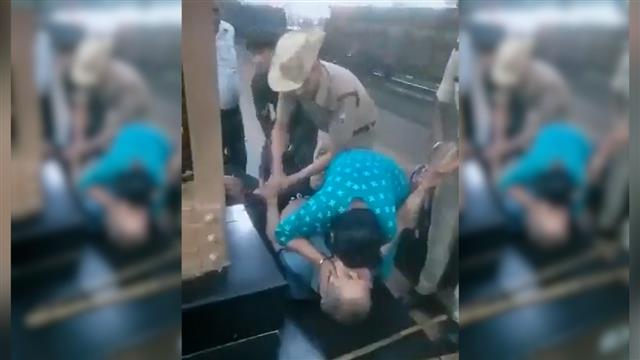 Watch: Woman 'breathes' life into husband, performs CPR at Mathura railway station