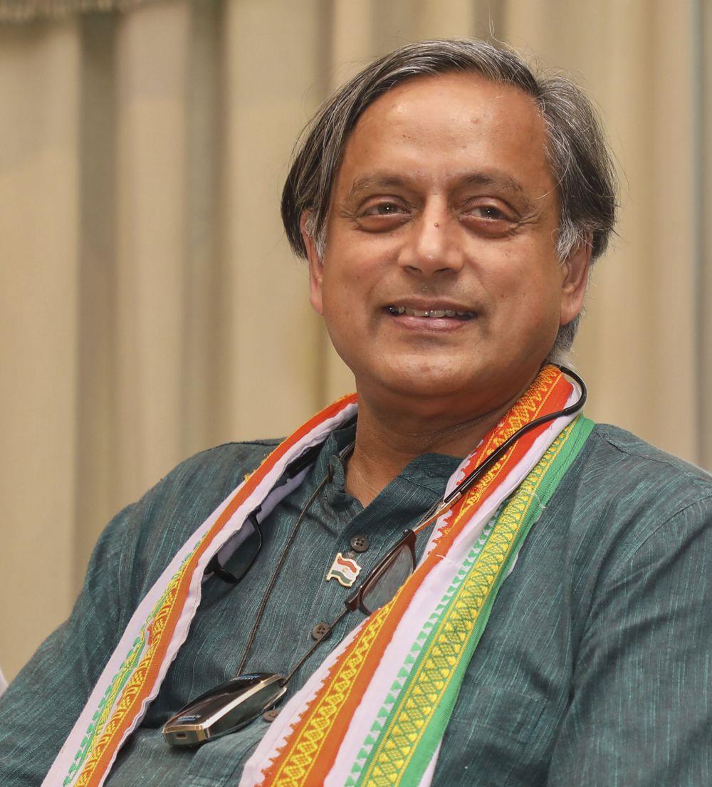 Shashi Tharoor doesn't expect top Congress leaders to back him
