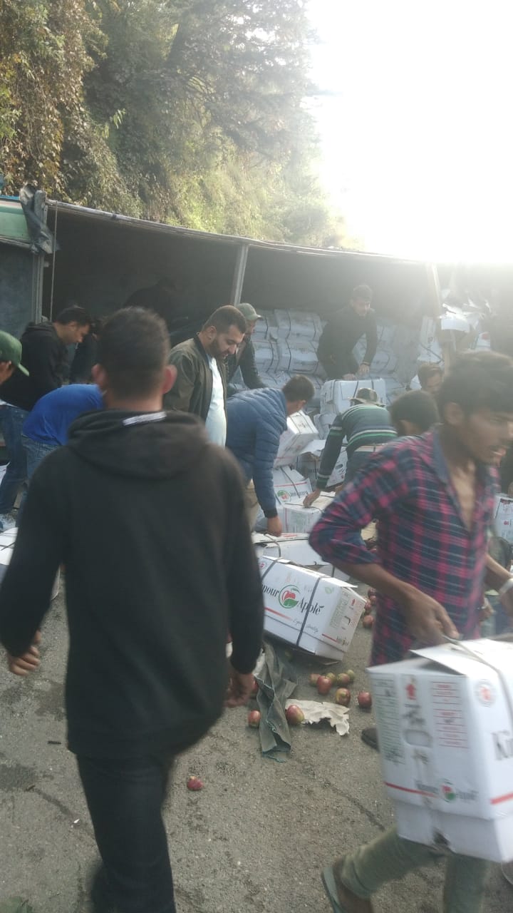 3 killed as apple-laden truck falls on car in Shimla