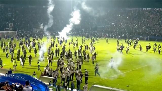174 killed, 180 injured in riot, stampede at football match in Indonesia